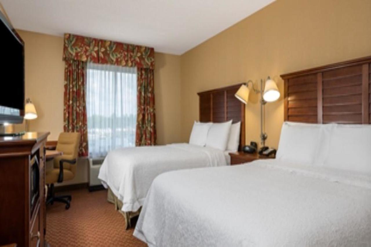 Hampton Inn & Suites Florence-North-I-95 Экстерьер фото