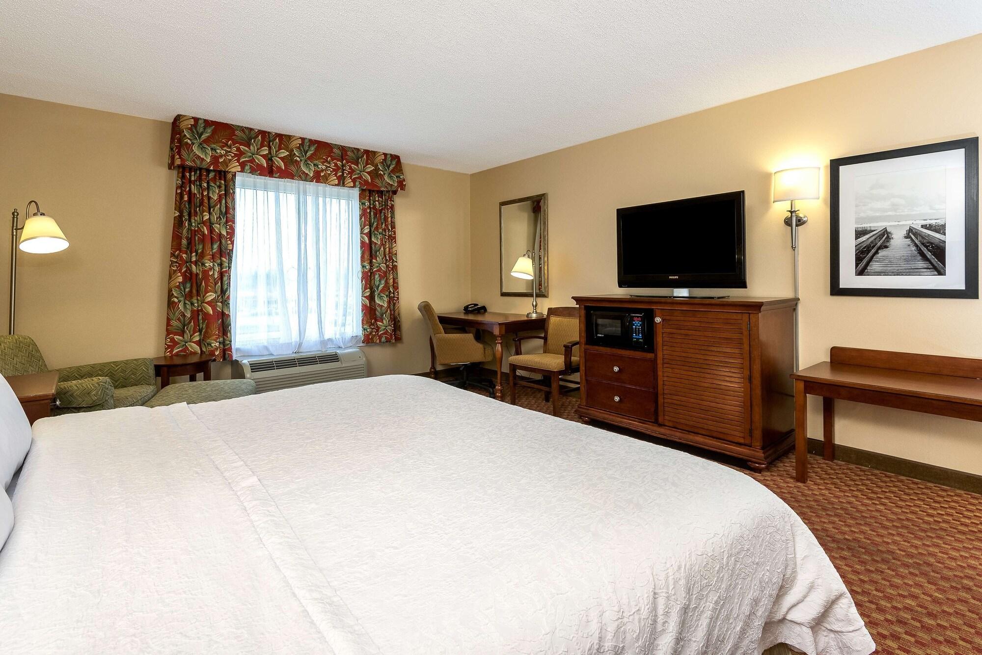 Hampton Inn & Suites Florence-North-I-95 Экстерьер фото